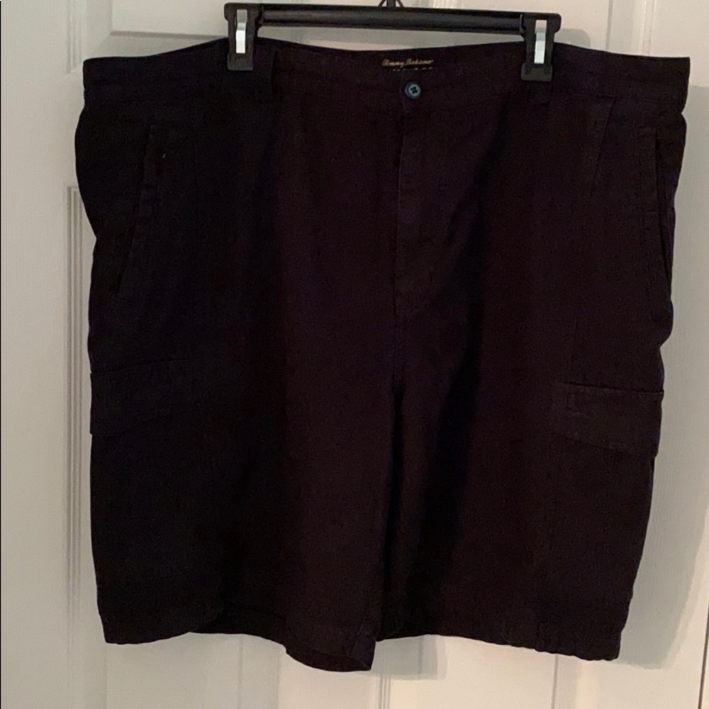 Tommy Bahama Men’s Cargo Shorts Size 42